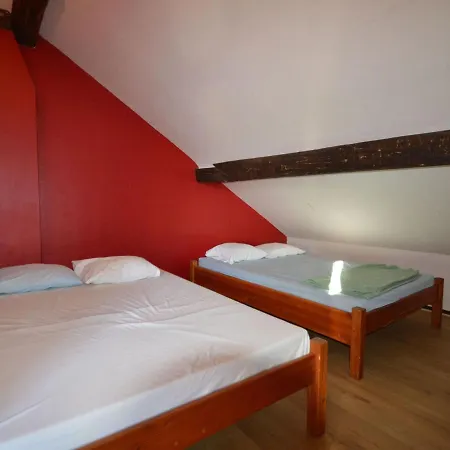 Holiday home Graceful Holiday In Trois-ponts With Fenced Garden *